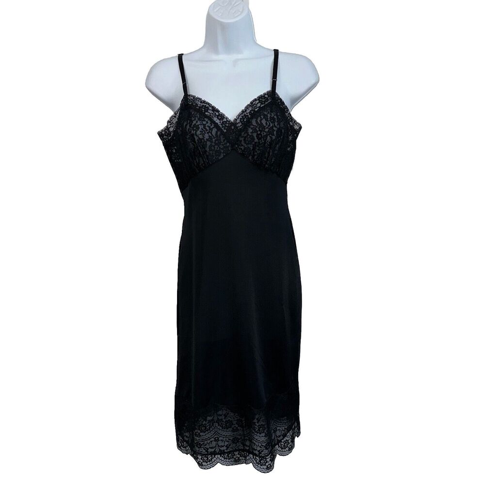 Vintage 1950's VAN RAALTE Black Fleur De Lace Full Opaquelon Slip Size 32 USA